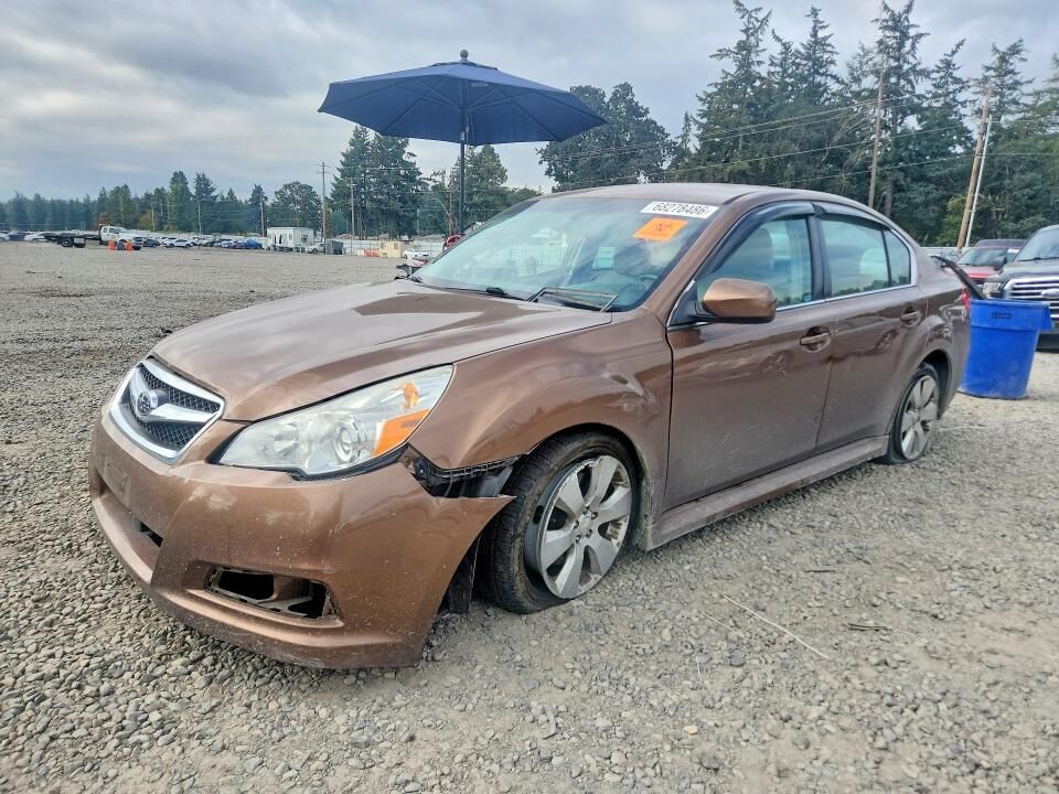 2011 SUBARU Legacy