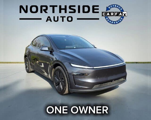 2026 TESLA Model Y