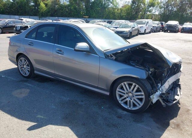 2009 MERCEDES-BENZ C-Class