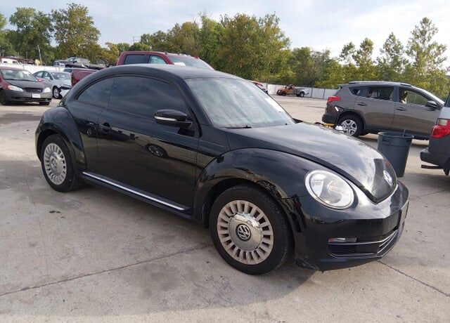 2014 VOLKSWAGEN Beetle