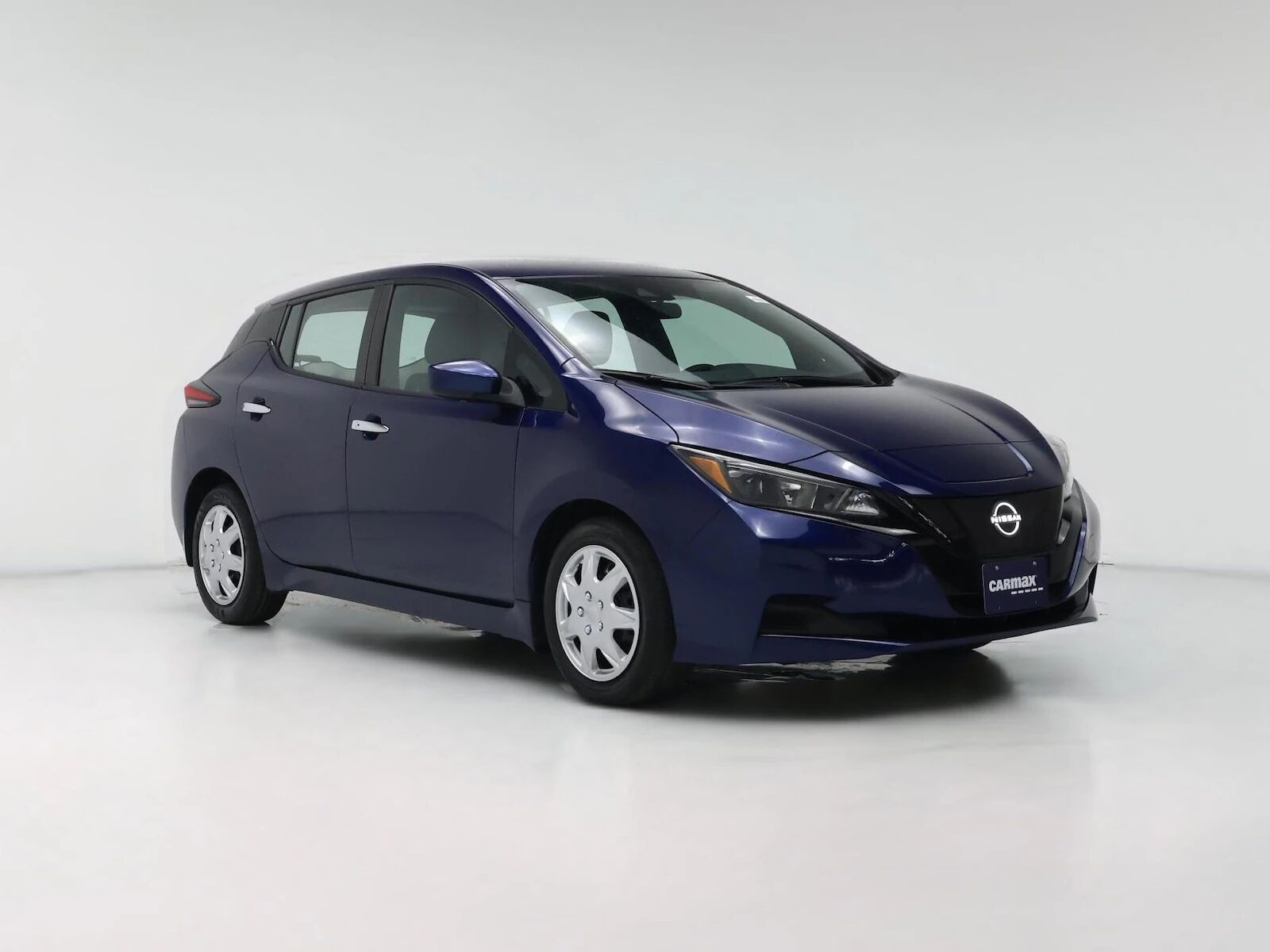 2025 NISSAN Leaf