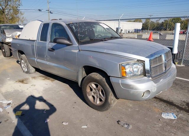 2006 DODGE Dakota