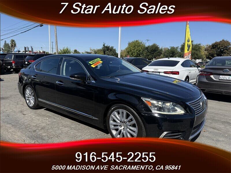 2013 LEXUS LS