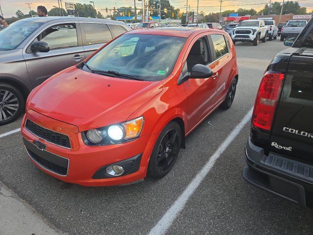 2012 CHEVROLET Sonic
