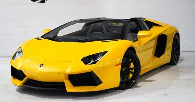 2014 LAMBORGHINI Aventador