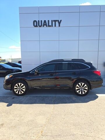 2017 SUBARU Outback