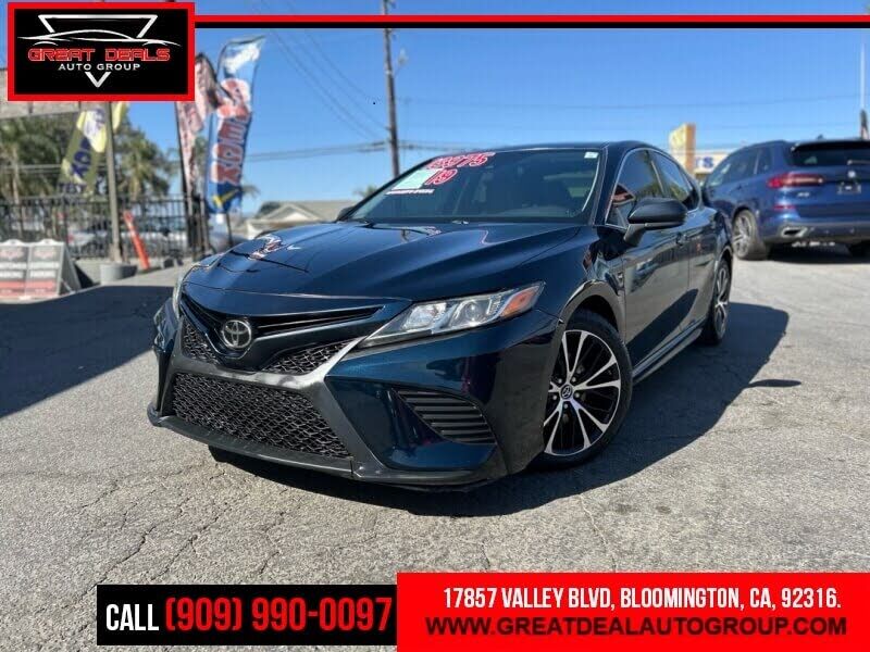 2019 TOYOTA Camry