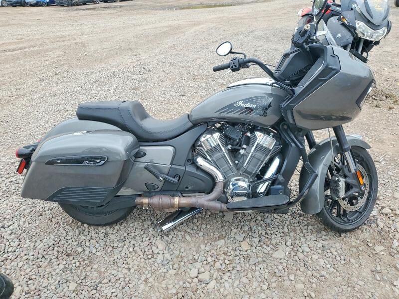 2020 INDIAN MOTORCYCLE Challenger