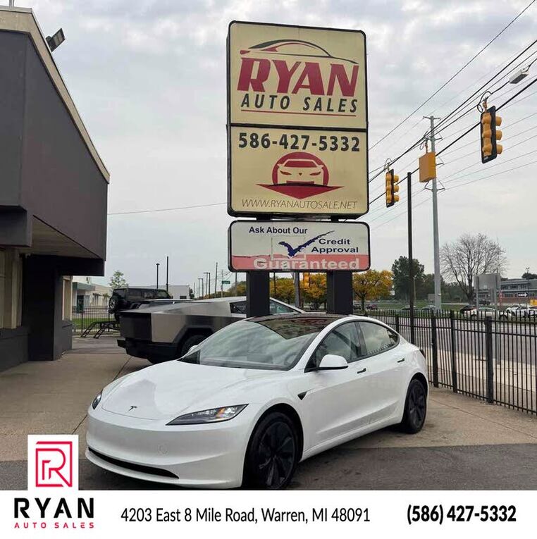 2024 TESLA Model 3