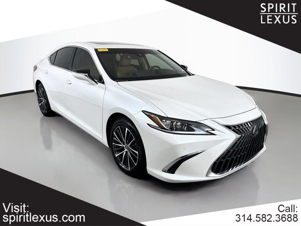 2025 LEXUS ES
