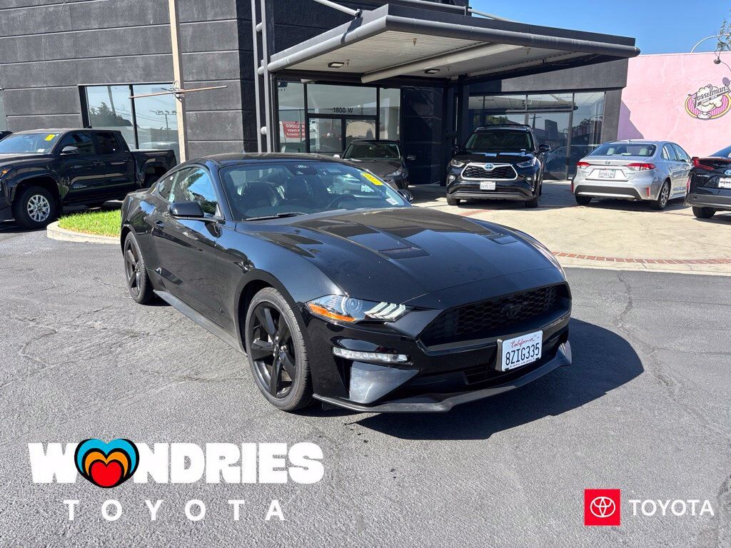 2021 FORD Mustang