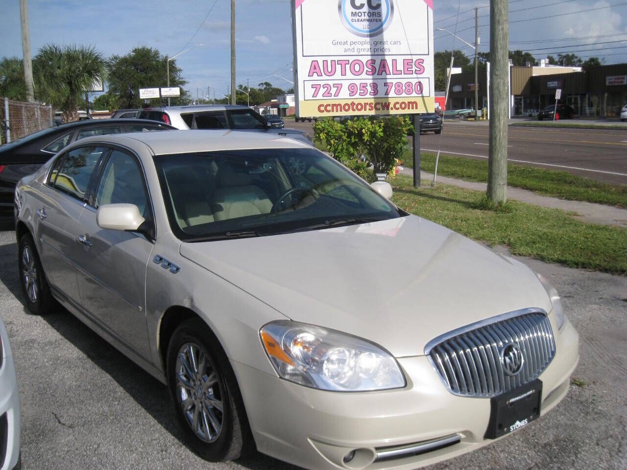 2011 BUICK Lucerne