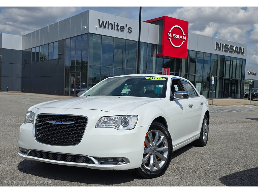 2019 CHRYSLER 300