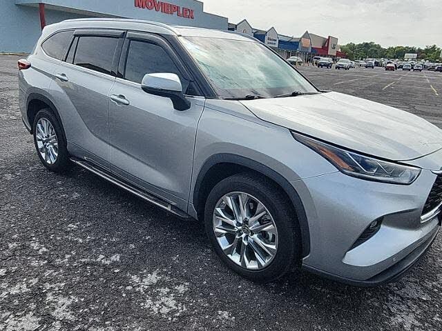2022 TOYOTA Highlander