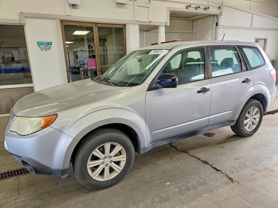 2013 SUBARU Forester