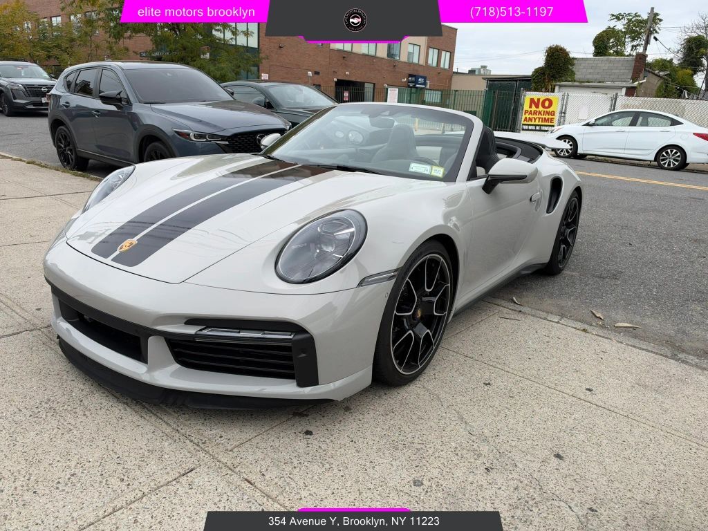2022 PORSCHE 911