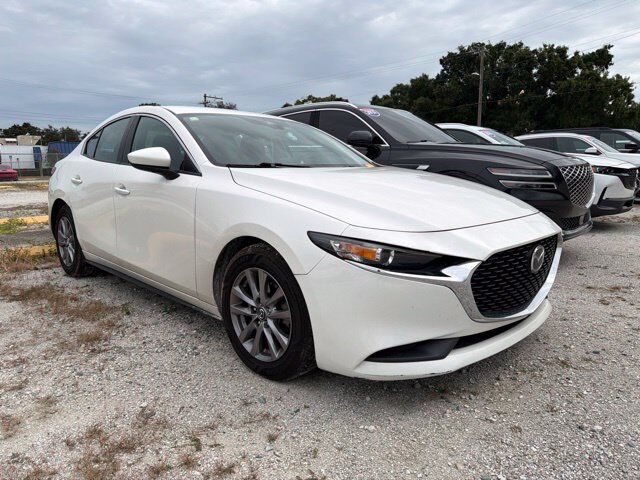 2021 MAZDA Mazda3