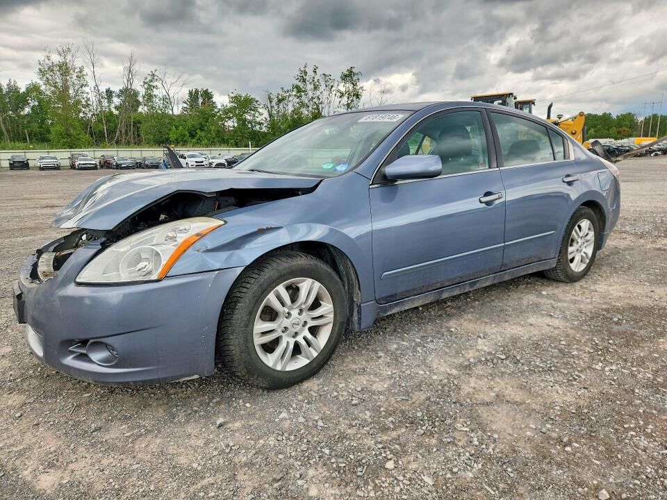 2012 NISSAN Altima