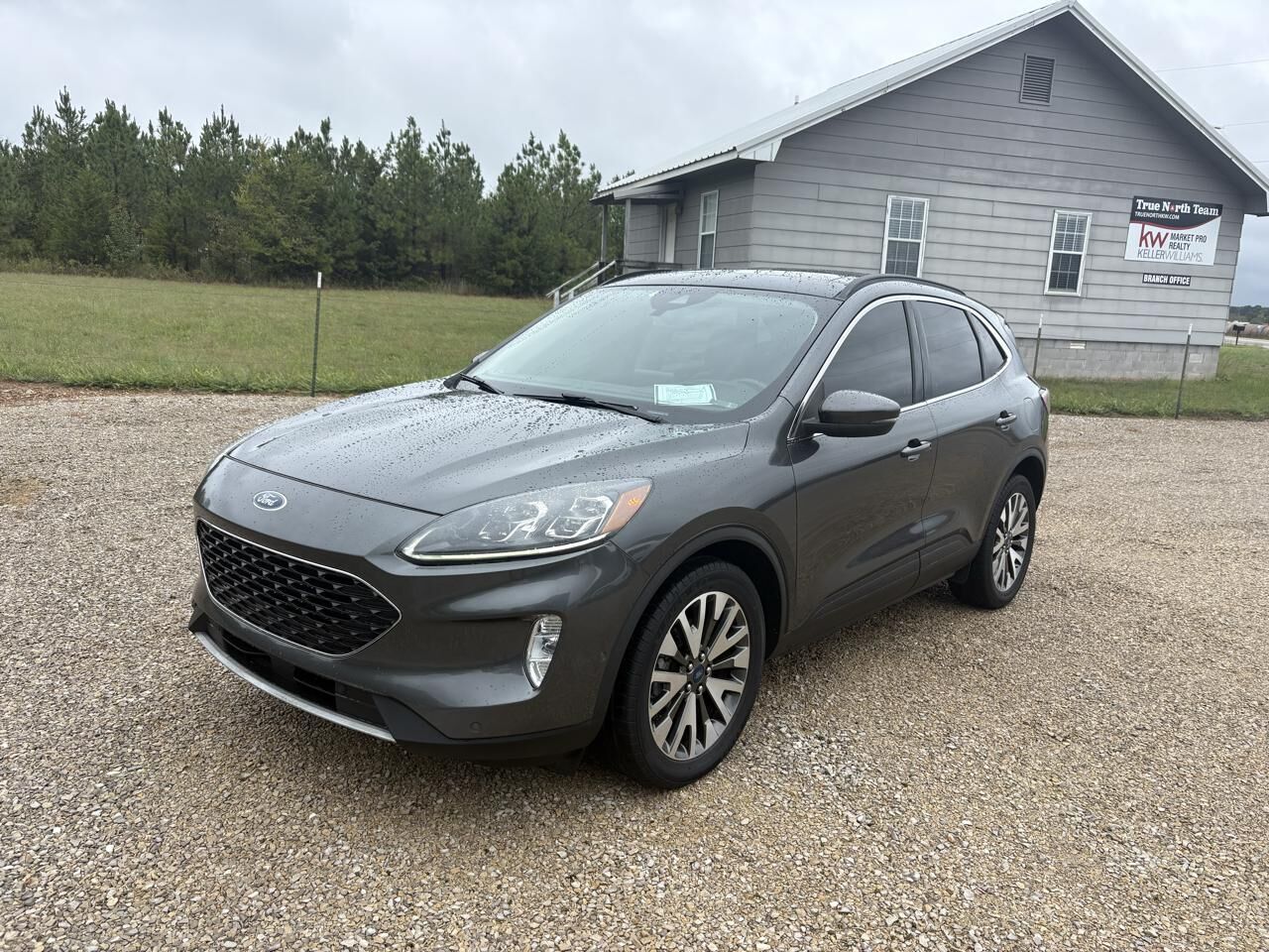 2020 FORD Escape