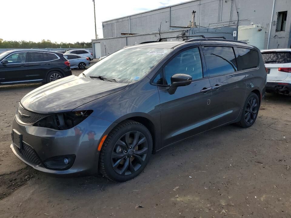 2019 CHRYSLER Pacifica