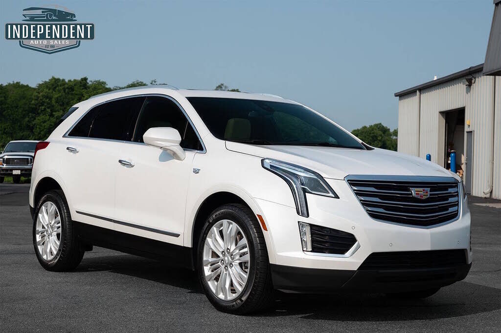 2017 CADILLAC XT5