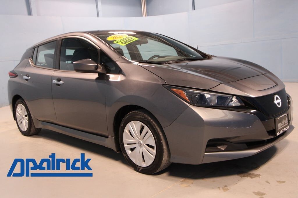 2025 NISSAN Leaf