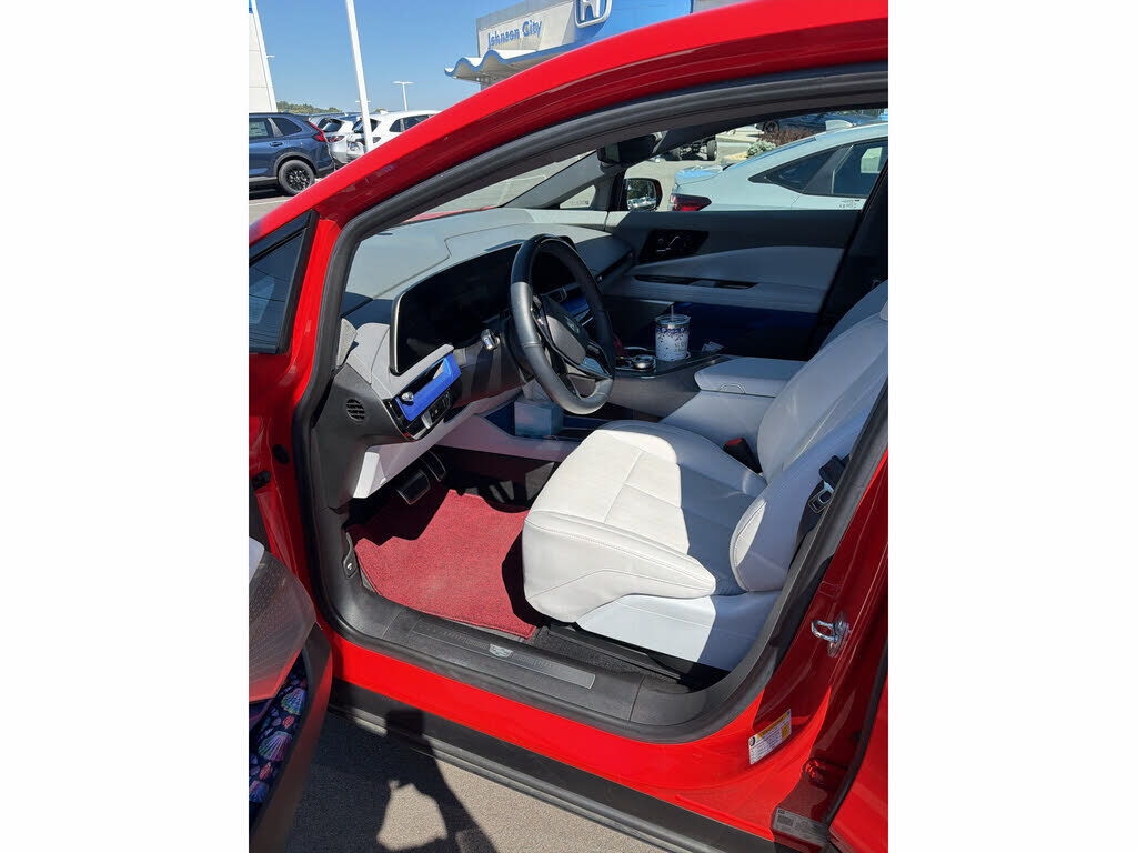 2025 CADILLAC Optiq