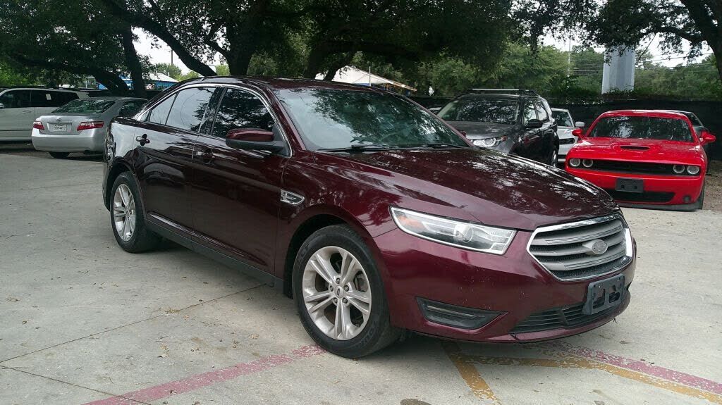 2018 FORD Taurus