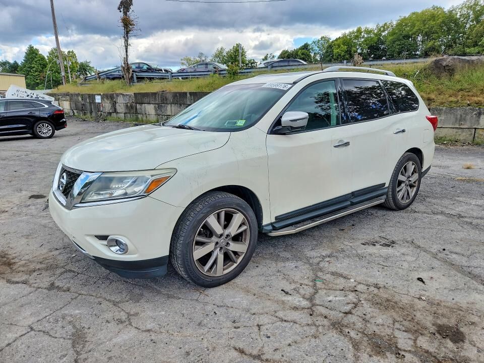 2015 NISSAN Pathfinder