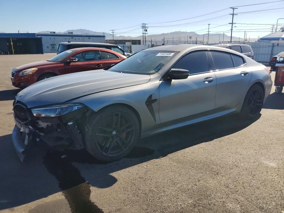 2025 BMW M8