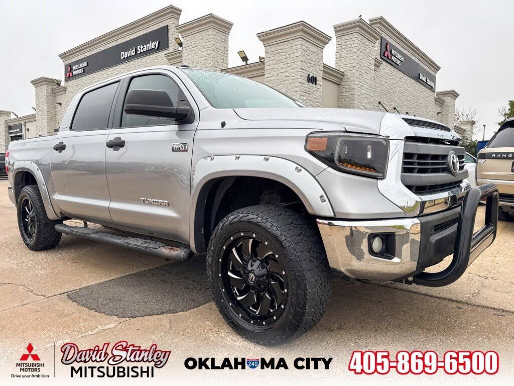 2015 TOYOTA Tundra