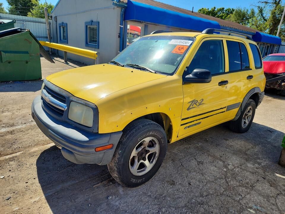2003 CHEVROLET Tracker