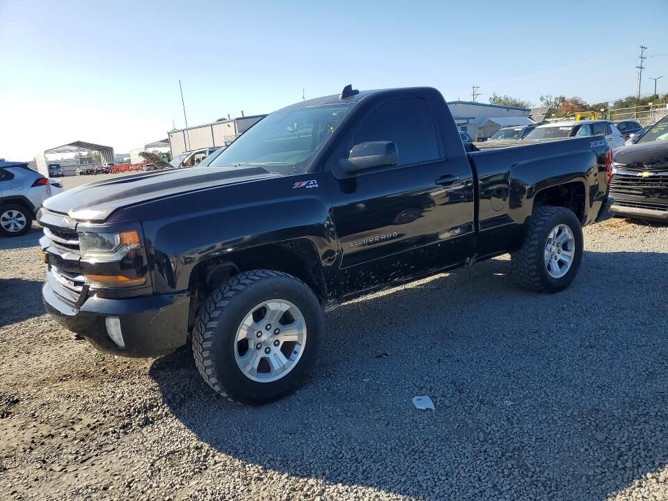 2017 CHEVROLET Silverado