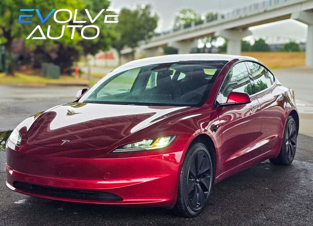 2025 TESLA Model 3