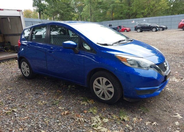2017 NISSAN Versa