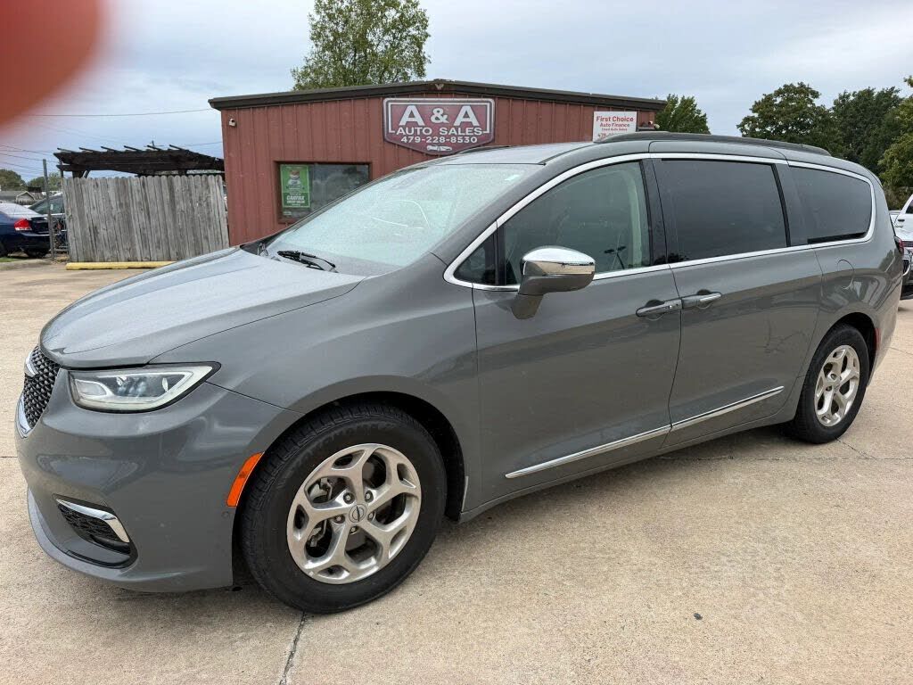 2022 CHRYSLER Pacifica