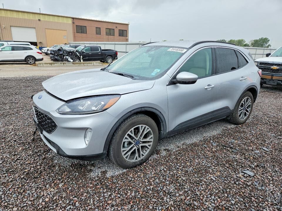 2020 FORD Escape