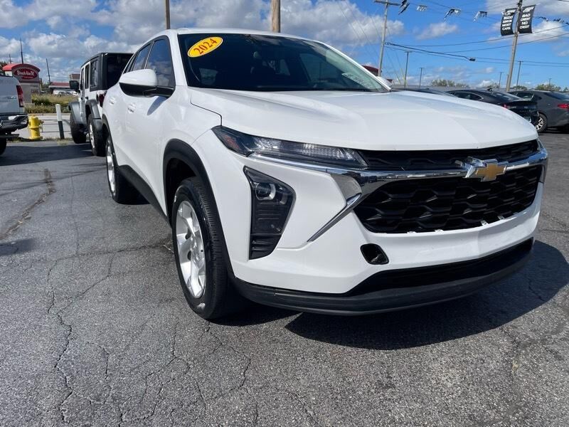 2024 CHEVROLET Trax