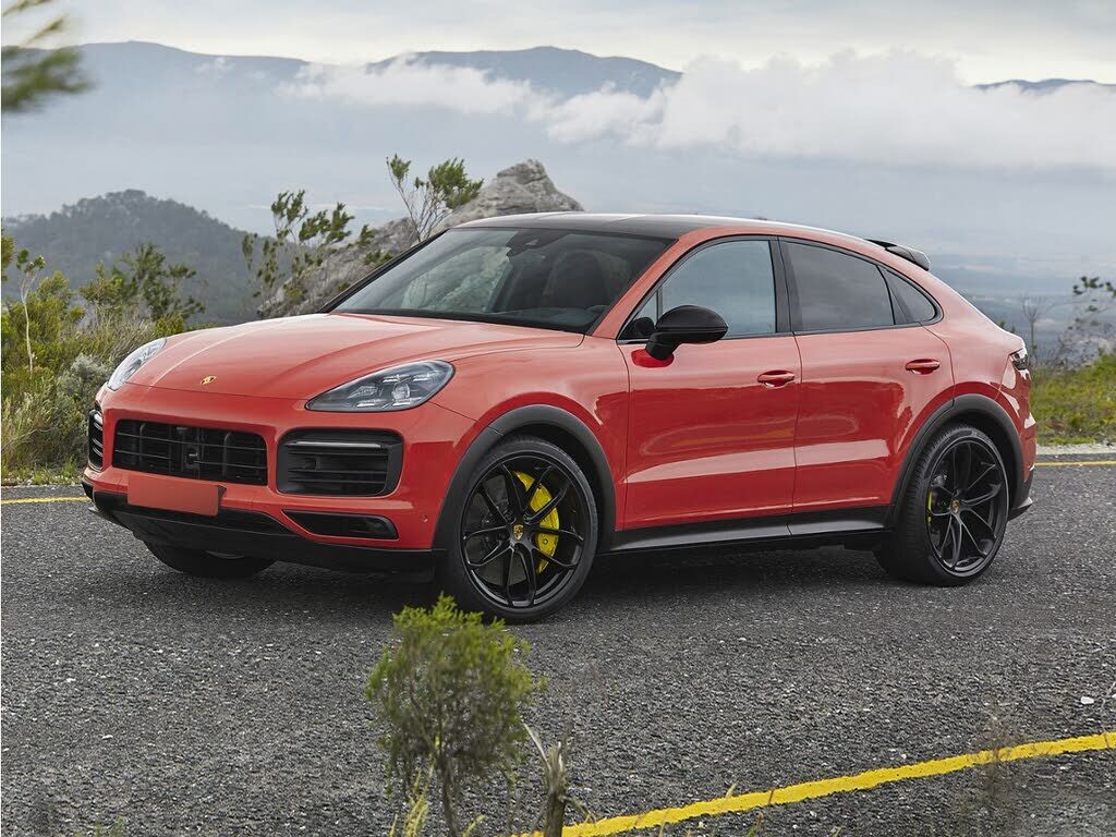 2022 PORSCHE Cayenne