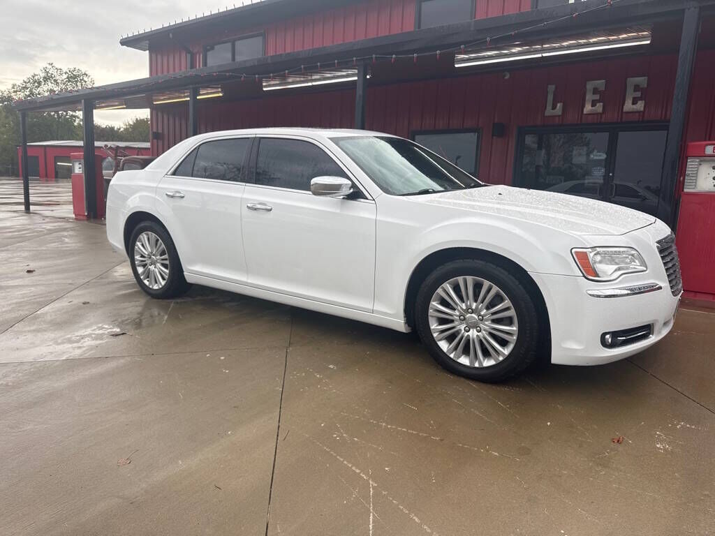 2011 CHRYSLER 300C
