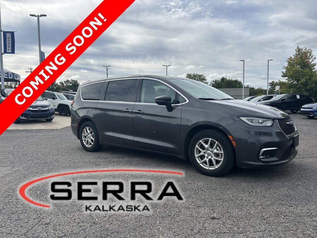 2023 CHRYSLER Pacifica