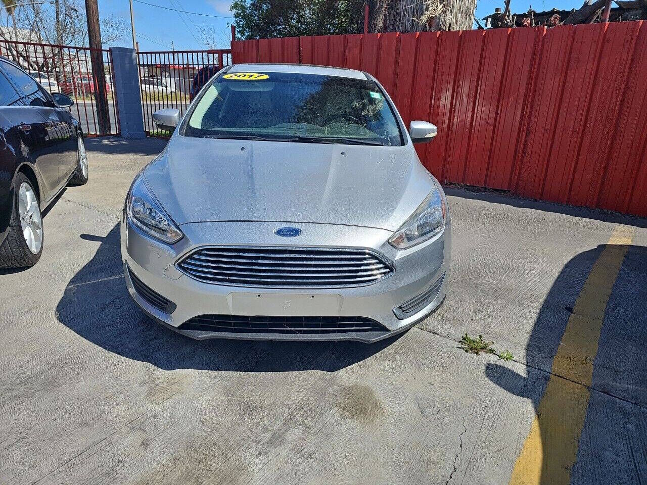 2017 FORD Focus