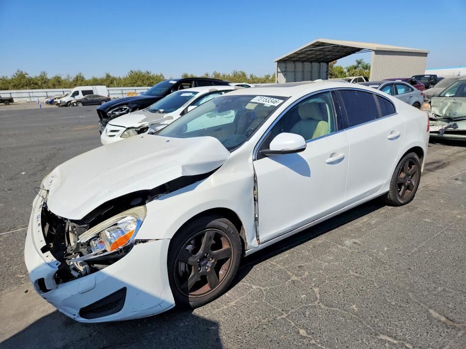 2012 VOLVO S60