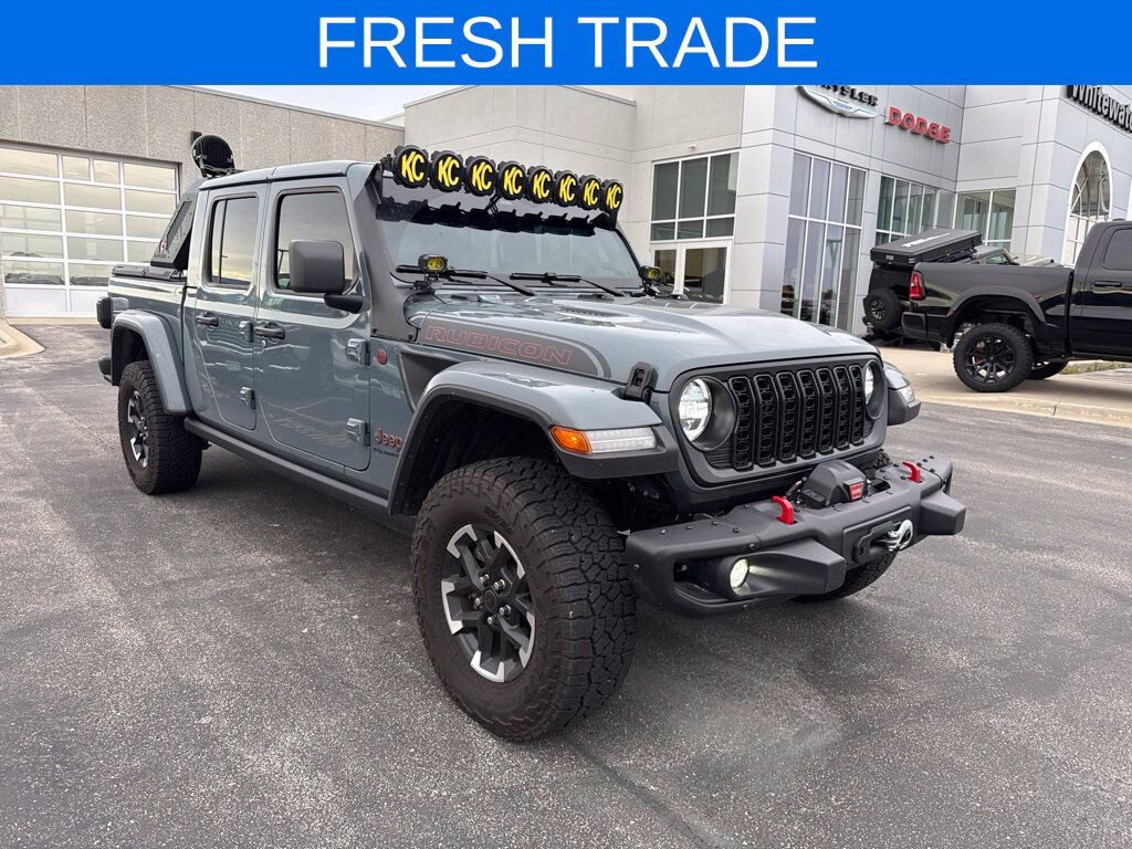 2026 JEEP Gladiator