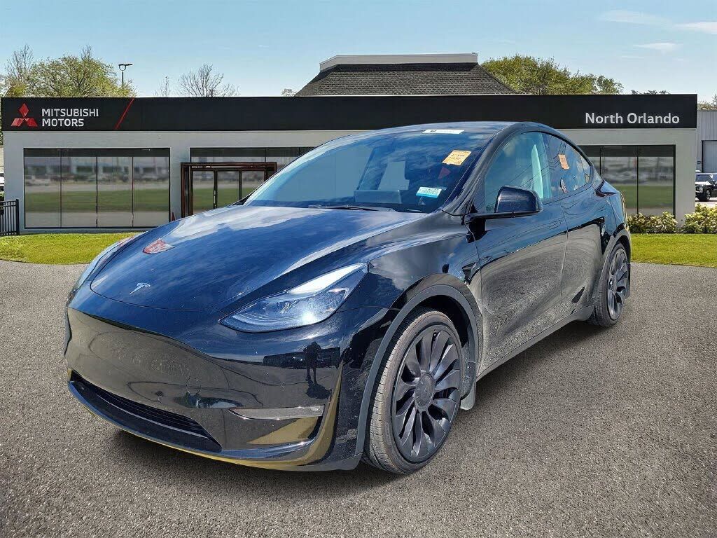 2022 TESLA Model Y