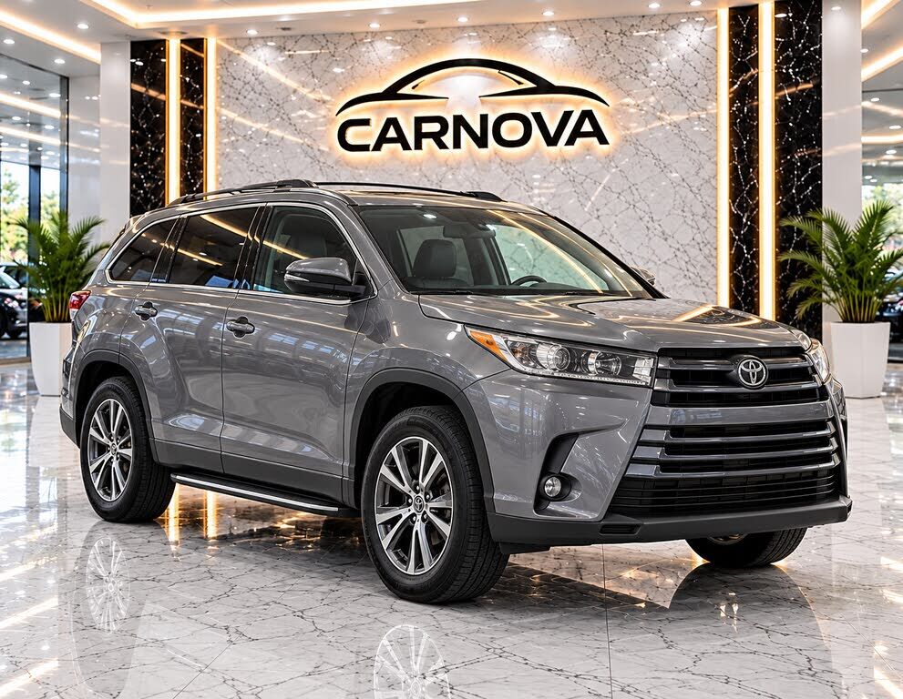 2019 TOYOTA Highlander