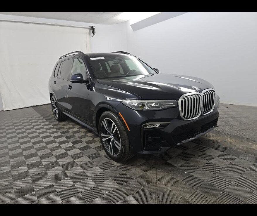 2021 BMW X7