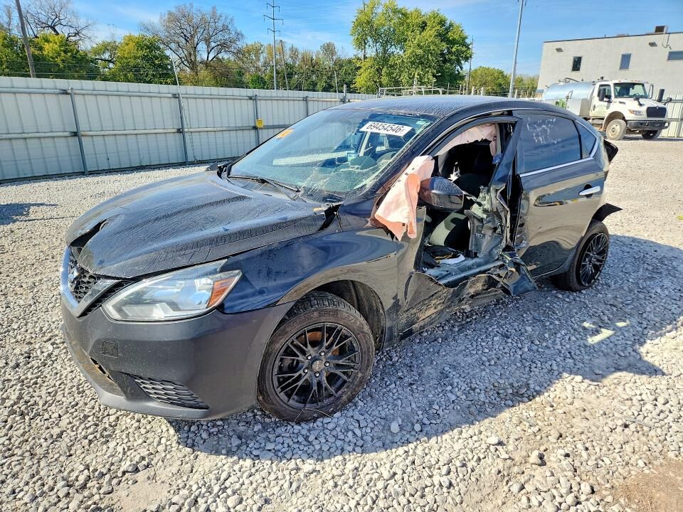 2016 NISSAN Sentra