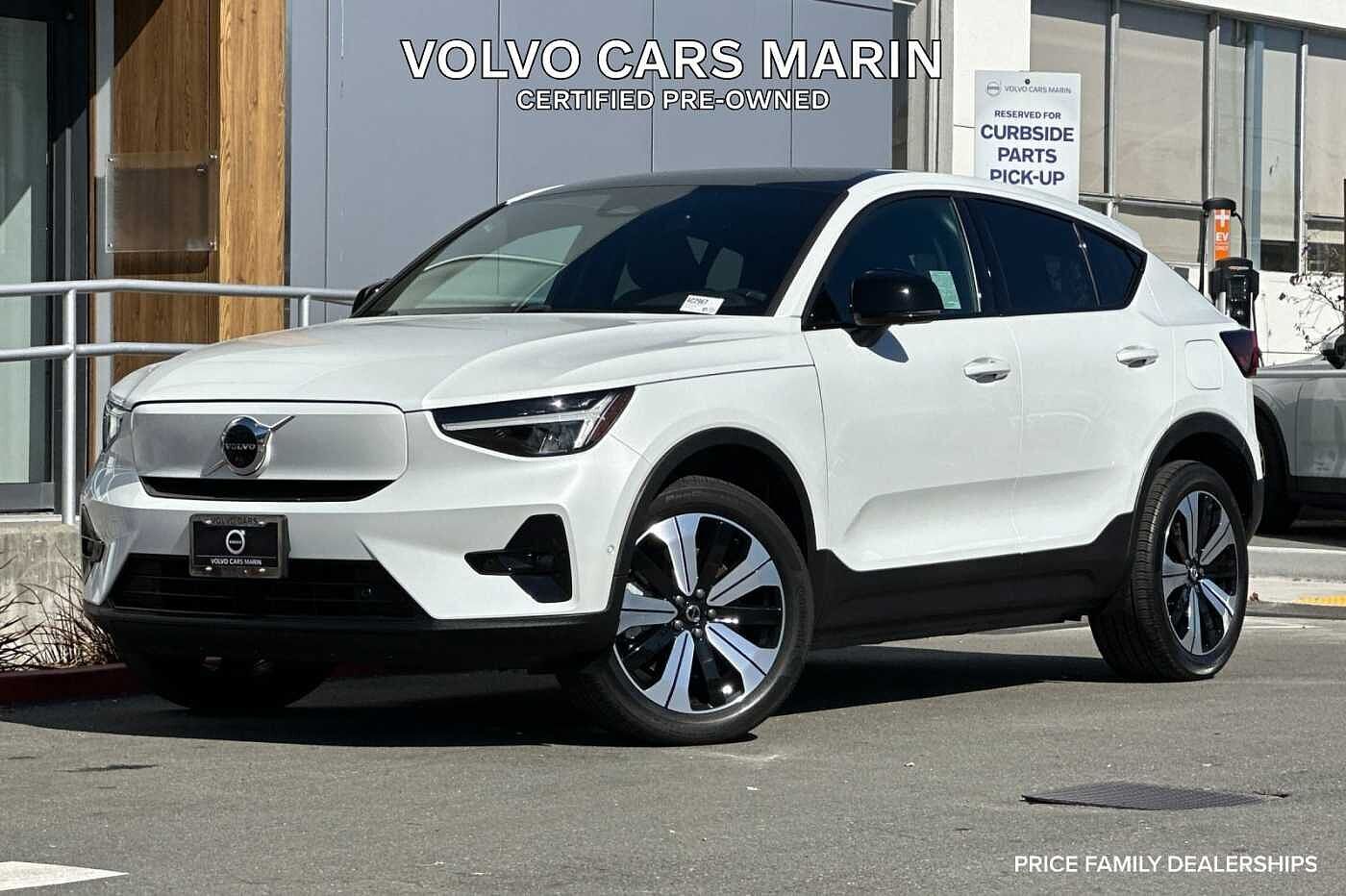 2023 VOLVO C40