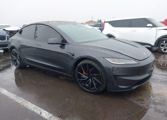2024 TESLA Model 3